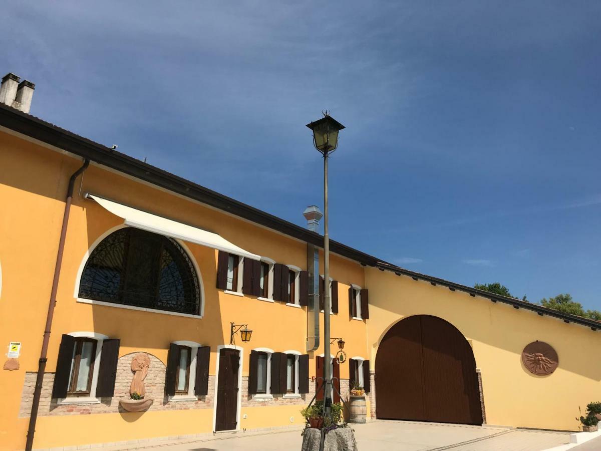 Agriturismo Gazza Ladra Villa Noventa di Piave Kültér fotó